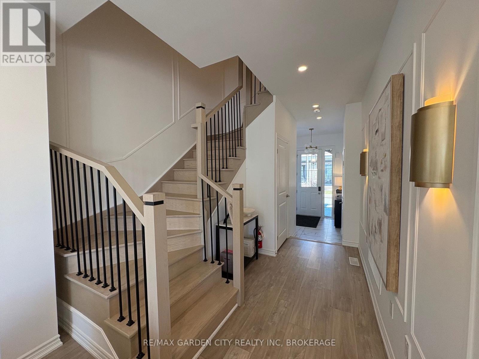 7460 Baycrest Common, Niagara Falls (Oldfield), Ontario  L2G 7V7 - Photo 9 - X14032784