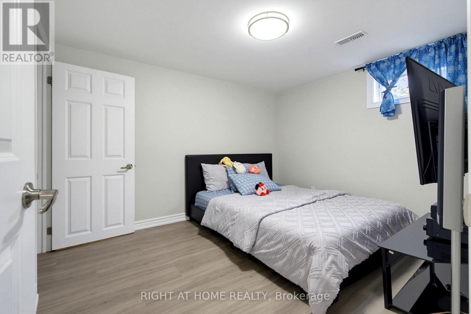75 Bloomington Crescent, Toronto, Ontario  M3N 1R2 - Photo 24 - W14030214