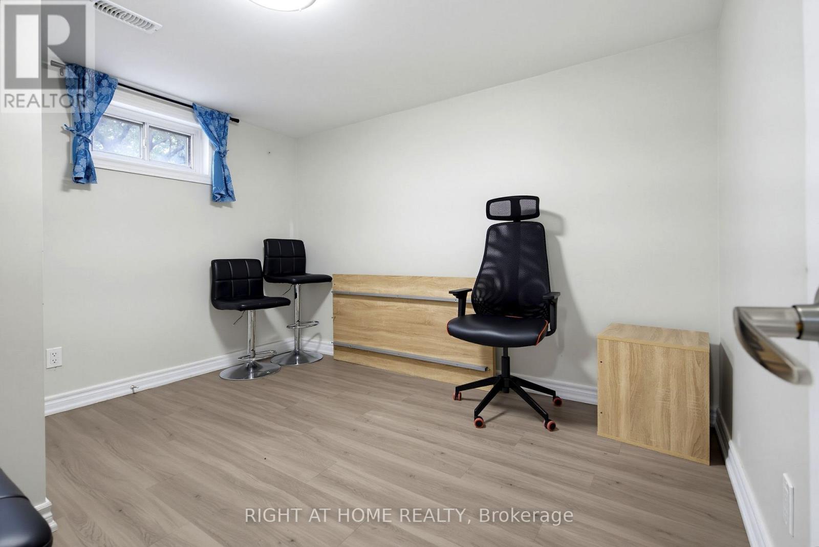 75 Bloomington Crescent, Toronto, Ontario  M3N 1R2 - Photo 27 - W14030214