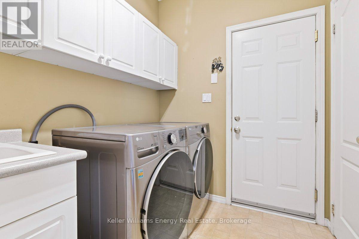 1515 Greenvalley Trail, Oshawa, Ontario  L1K 2N5 - Photo 21 - E14032856