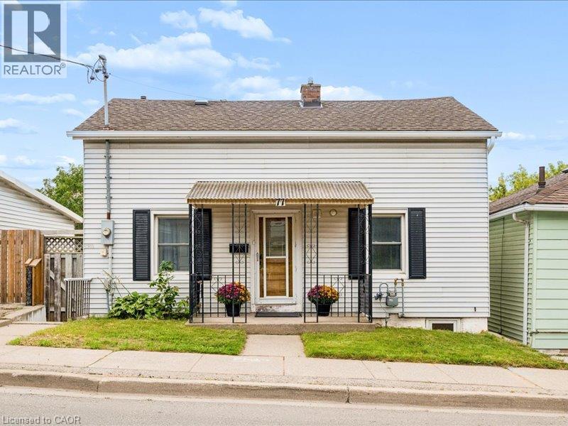 77 Beverly Street, Cambridge, Ontario  N1R 3Z6 - Photo 2 - 40871285