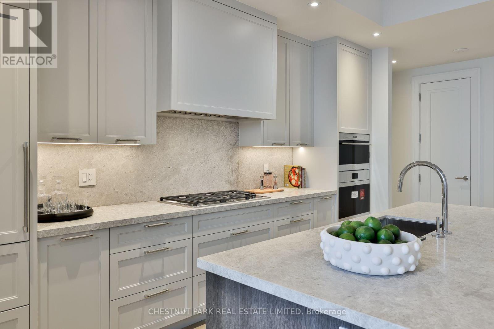 301 - 10 Prince Arthur Avenue, Toronto, Ontario  M5R 1A9 - Photo 21 - C14032712
