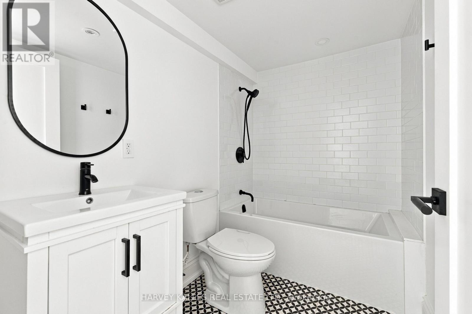26 St Germain Avenue, Toronto, Ontario  M5M 1V8 - Photo 45 - C14032734