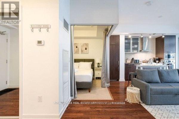 1101 - 14 York Street, Toronto, Ontario  M5J 0B1 - Photo 7 - C14032790