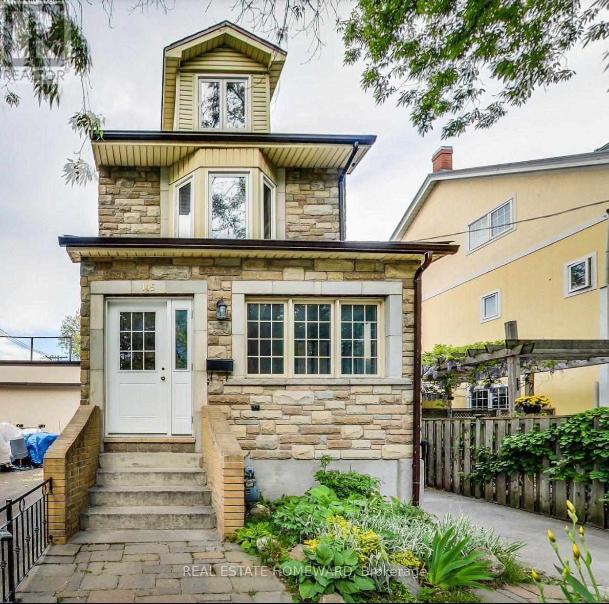 LOWER - 145 BOSTON AVENUE, Toronto, Ontario