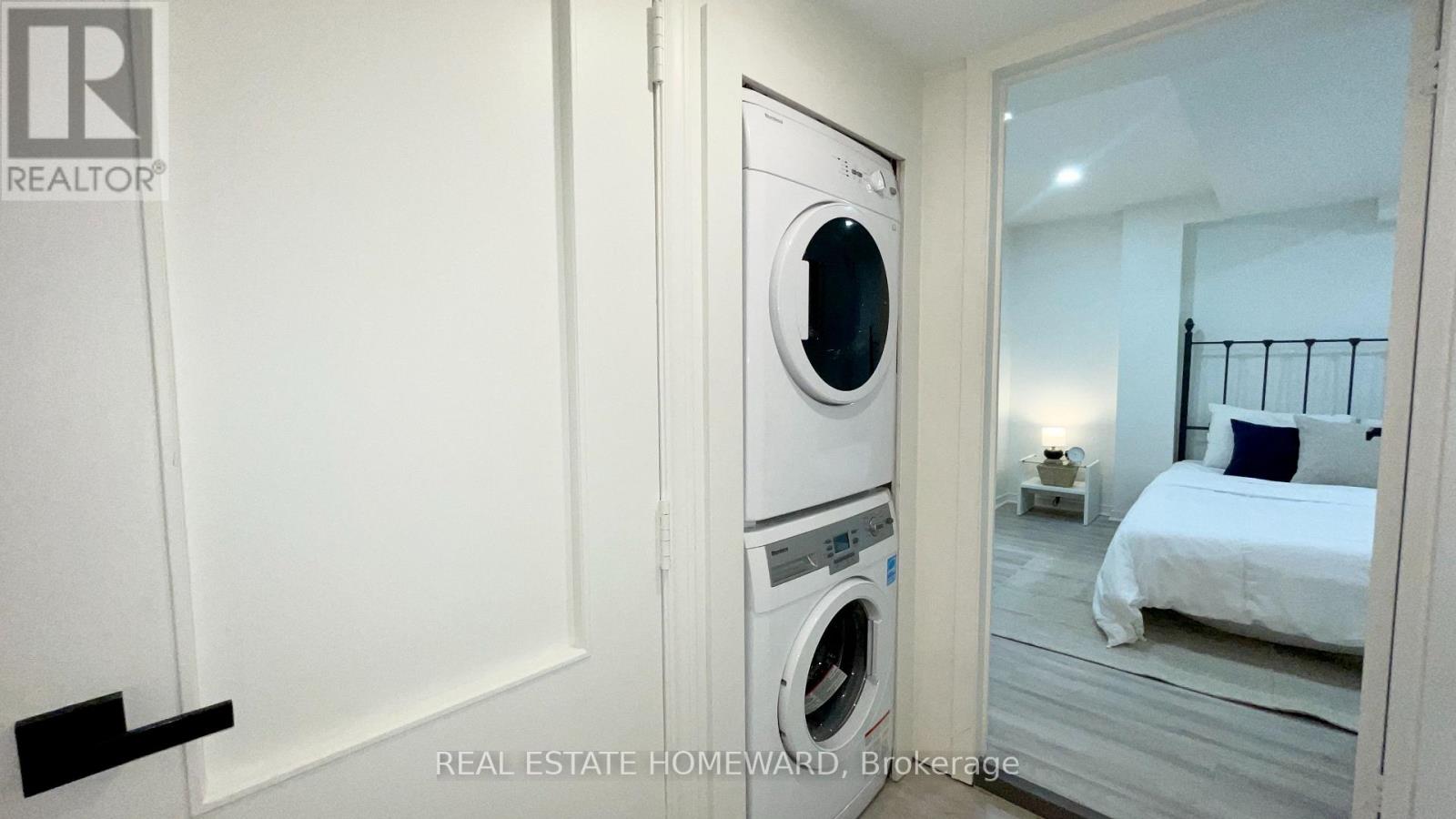 Lower - 145 Boston Avenue, Toronto, Ontario  M4M 2T8 - Photo 17 - E14032760