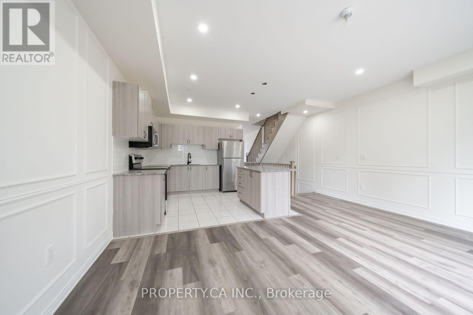 27 Healthcote Lane, Ajax, Ontario  L1Z 0V2 - Photo 7 - E14032826