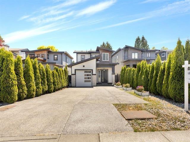 15456 Russell Avenue, White Rock, British Columbia  V4B 2R3 - Photo 2 - R3172120