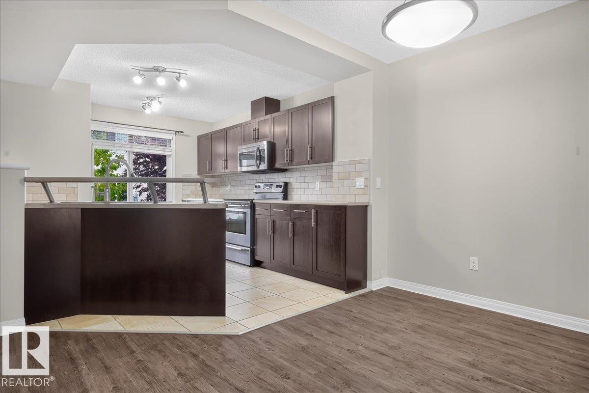 #61 1804 70 ST SW