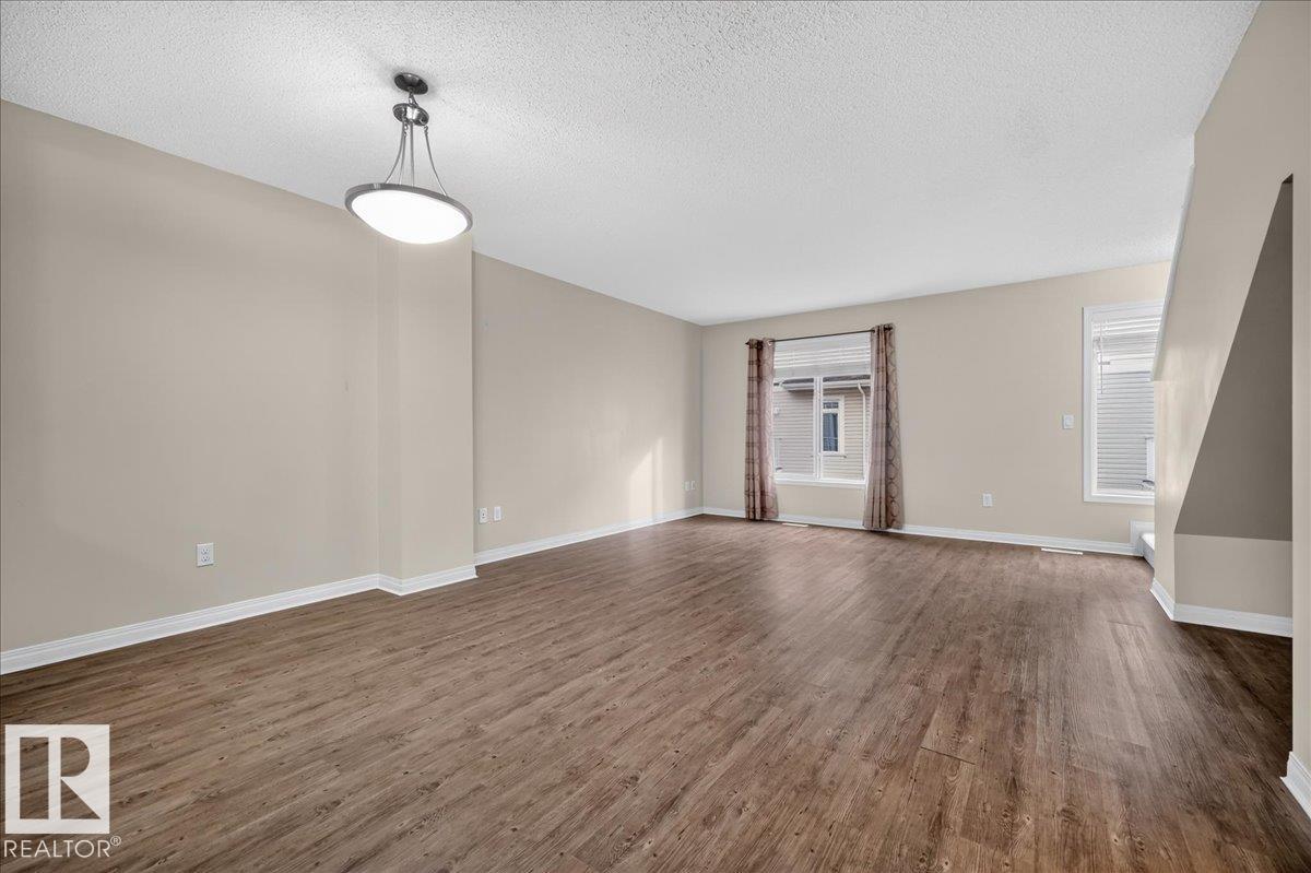 #61 1804 70 ST SW