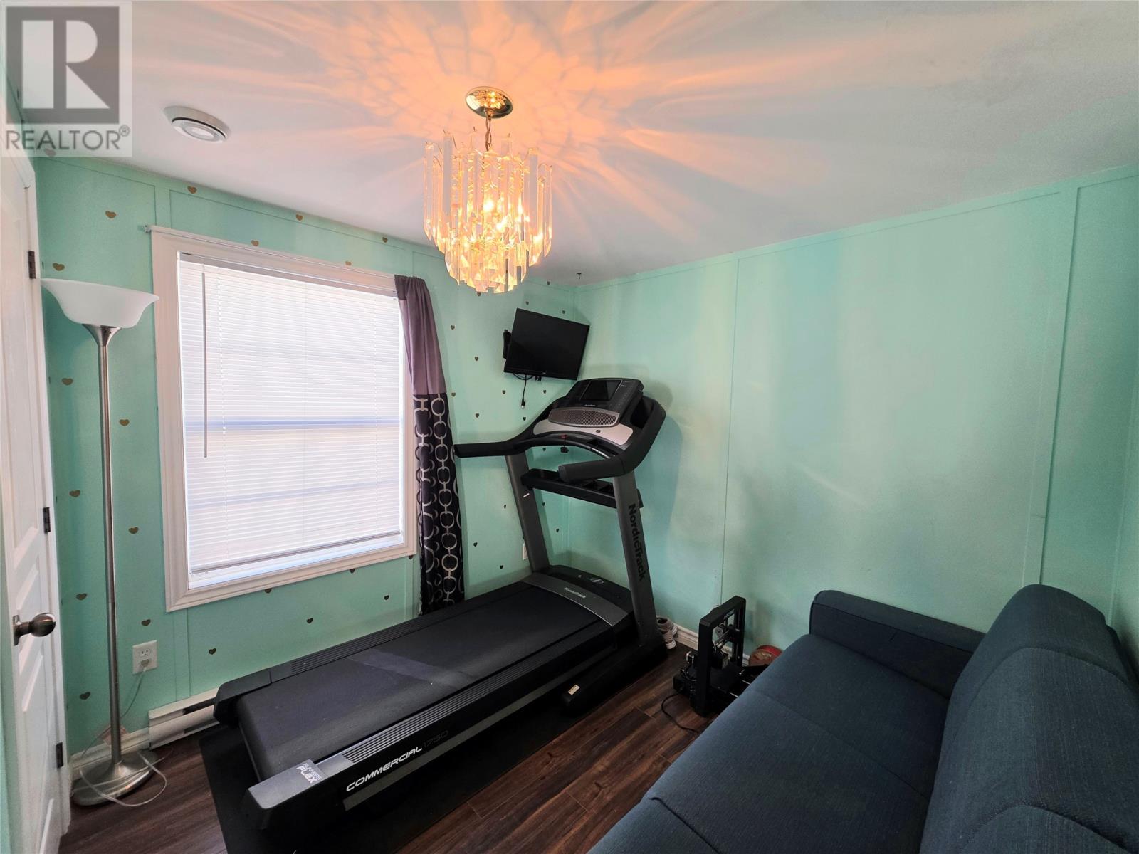 8 Cashin Avenue, Wabush — photo 17