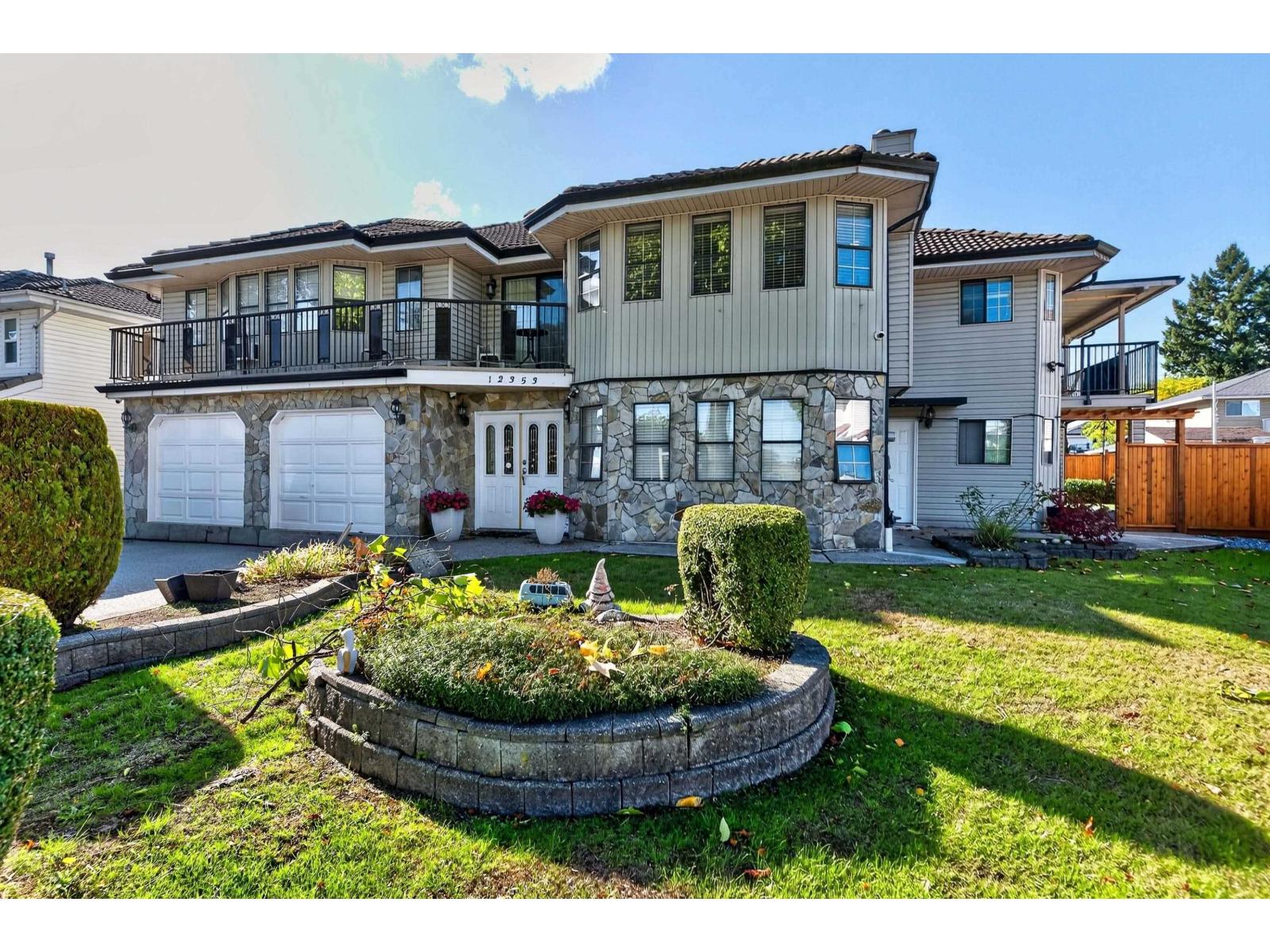 12353 81a Avenue, Surrey, British Columbia  V3W 0X8 - Photo 2 - R3172916