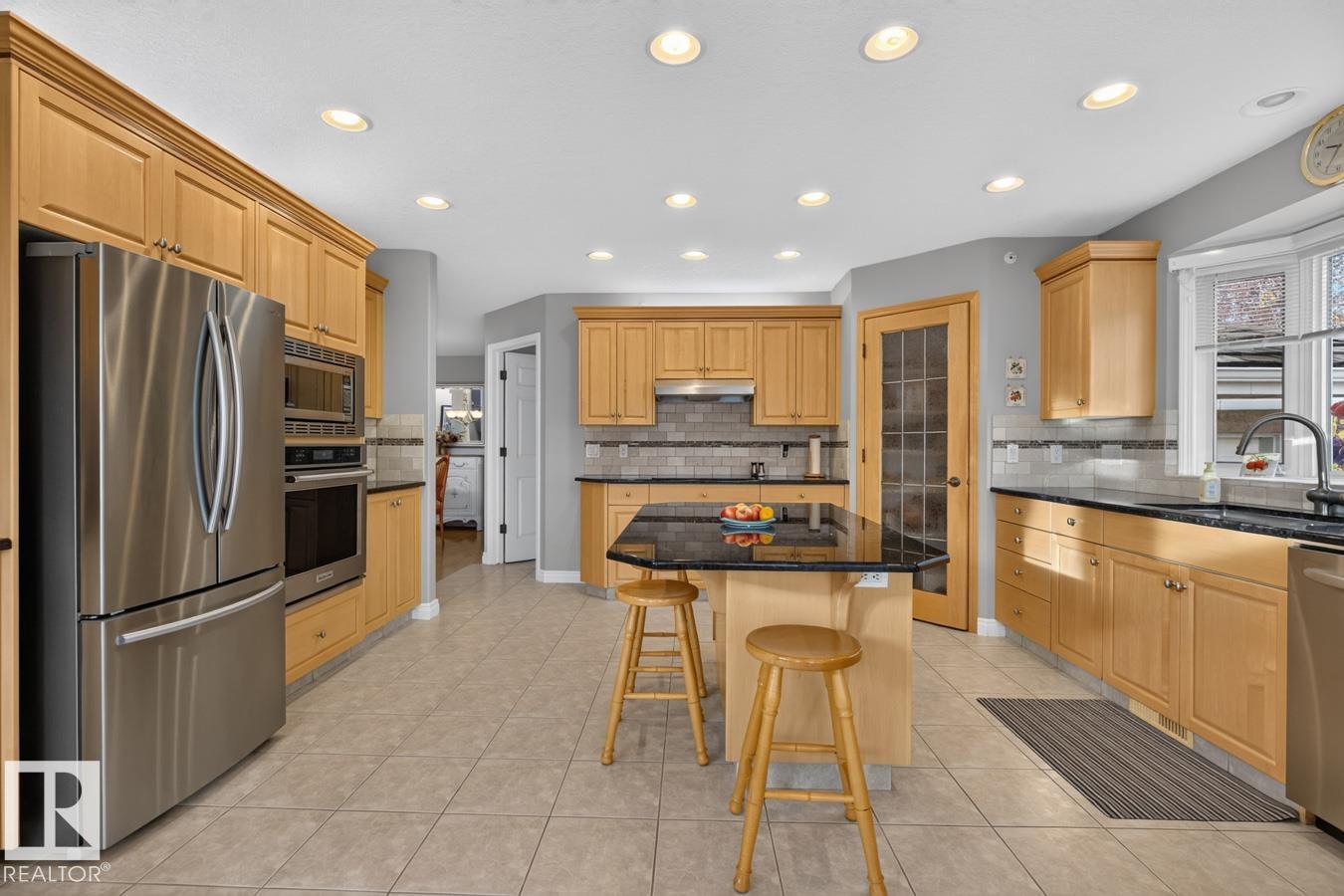 #203 52304 RGE ROAD 233