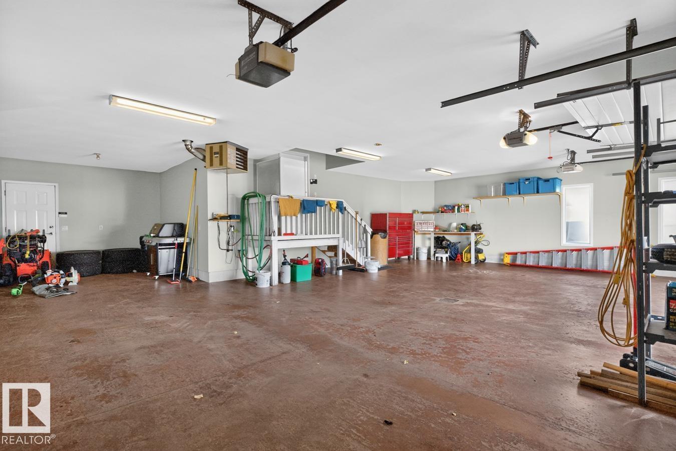#203 52304 RGE ROAD 233