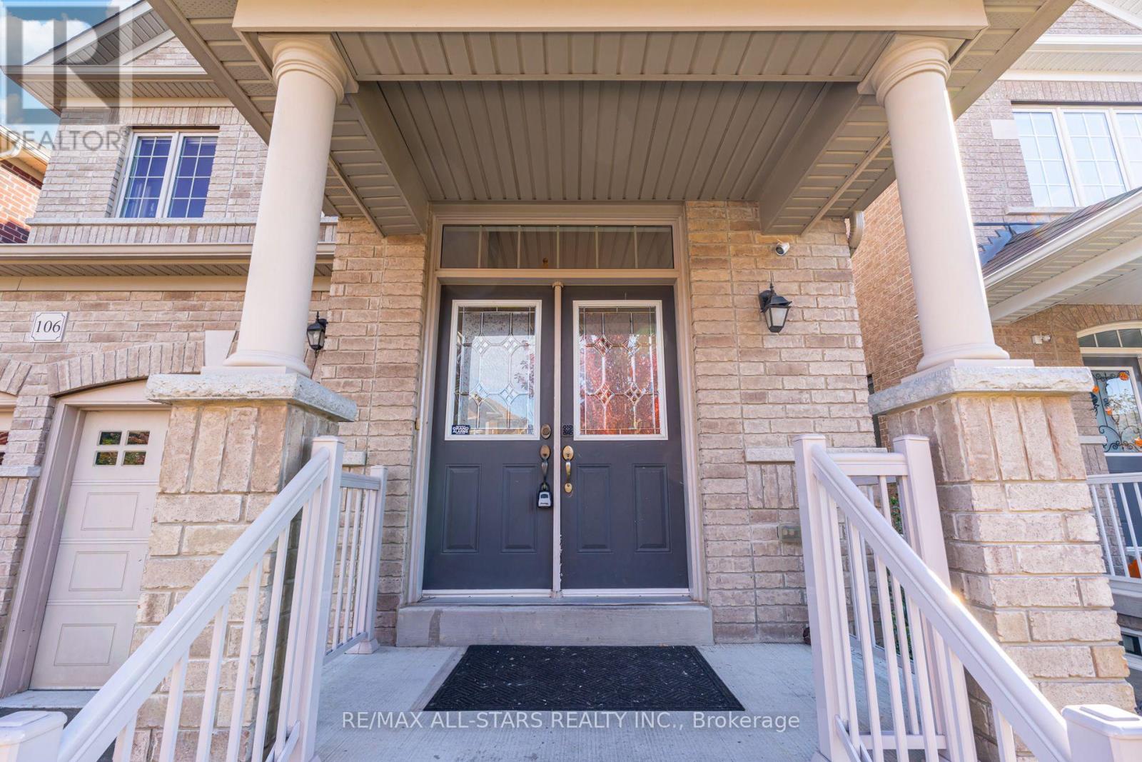 106 Creekland Avenue, Whitchurch-Stouffville, Ontario  L4A 1X4 - Photo 3 - N14032794