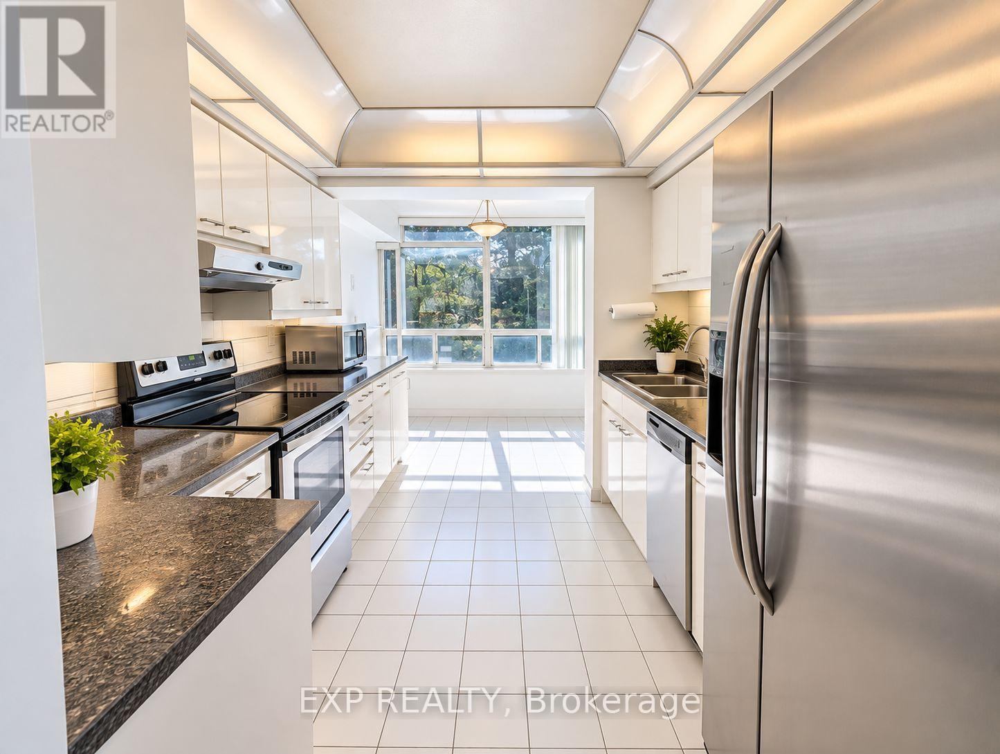 206 - 7250 Yonge Street, Vaughan, Ontario  L4J 7X1 - Photo 6 - N14032878