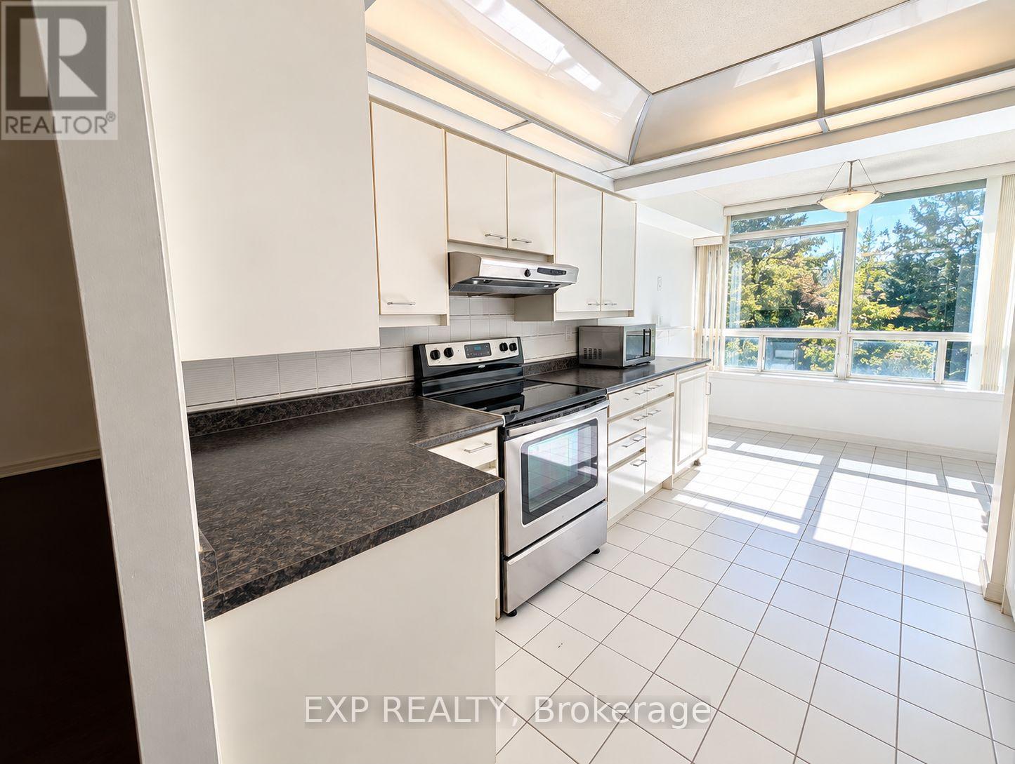 206 - 7250 Yonge Street, Vaughan, Ontario  L4J 7X1 - Photo 7 - N14032878