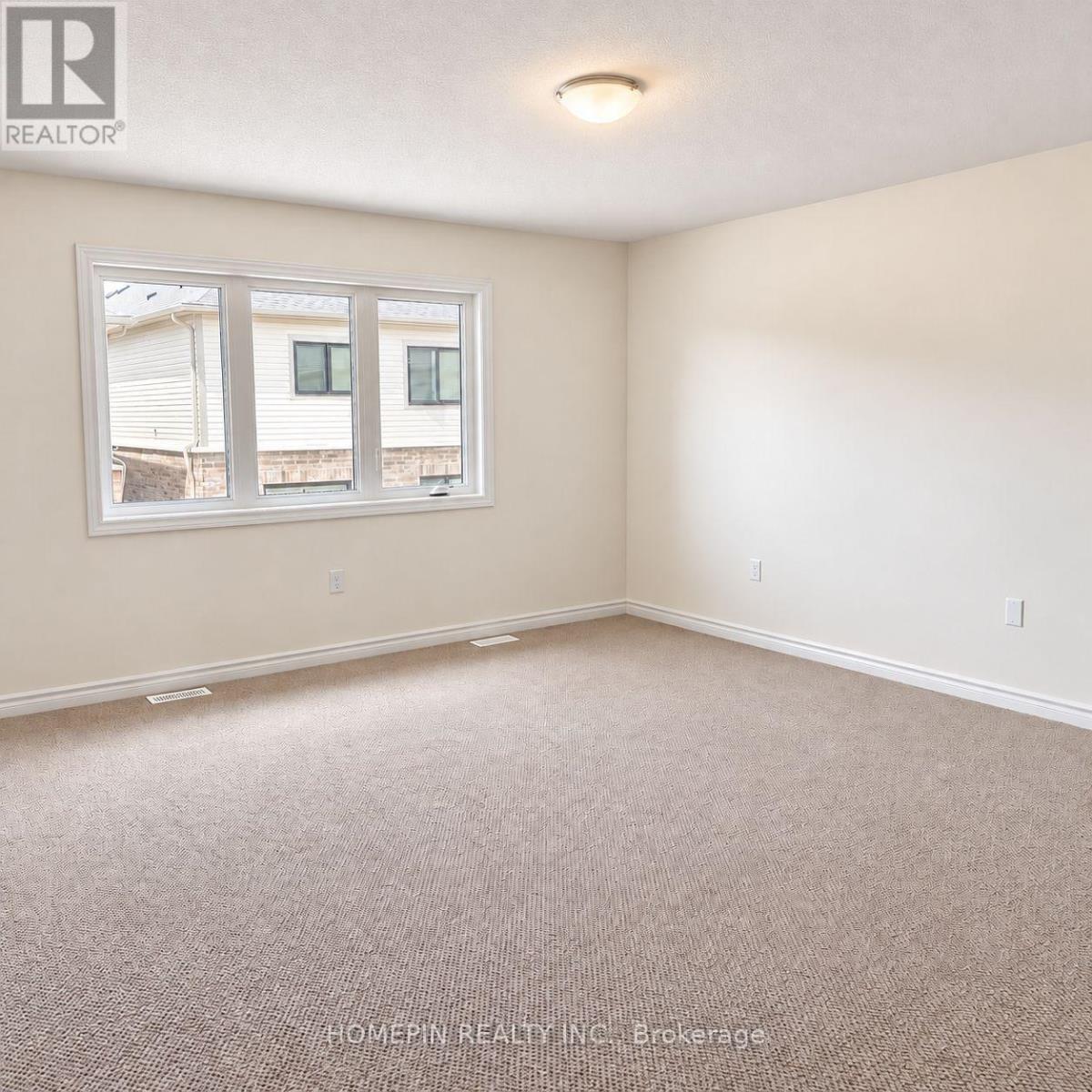 21 Phoenix Boulevard, Barrie, Ontario  L9S 2Z4 - Photo 13 - S14032764