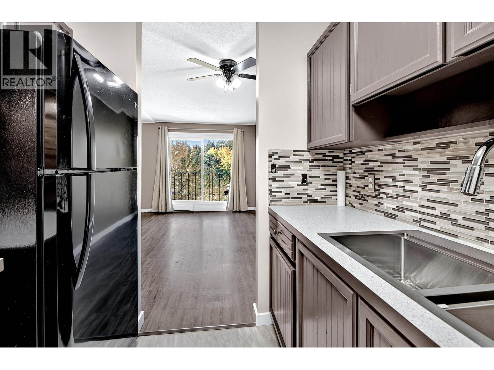245 PARK Drive Unit# 18