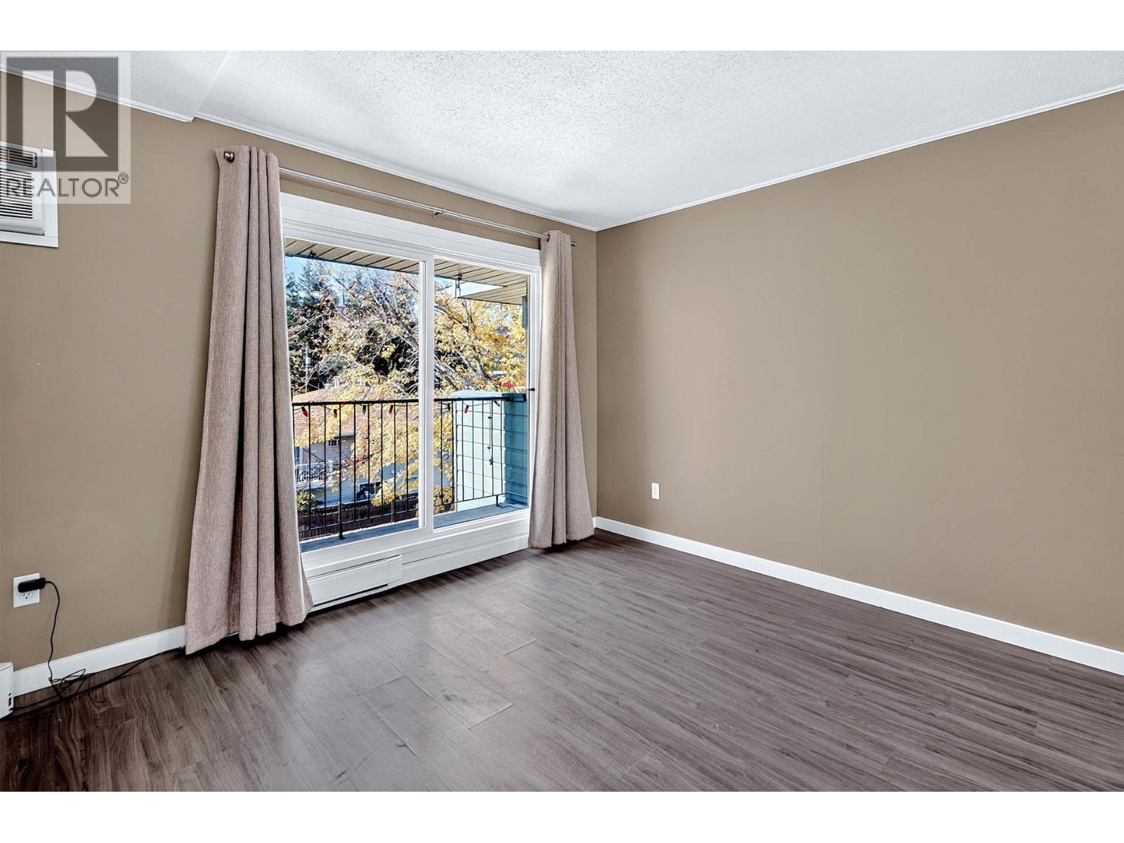 245 PARK Drive Unit# 18