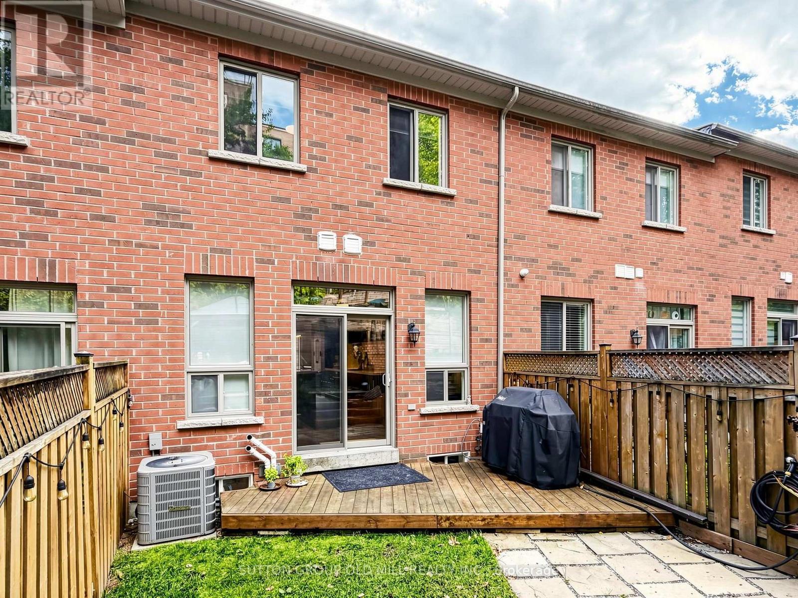 42 Bell Manor Drive, Toronto, Ontario  M8Y 0A4 - Photo 41 - W14032666