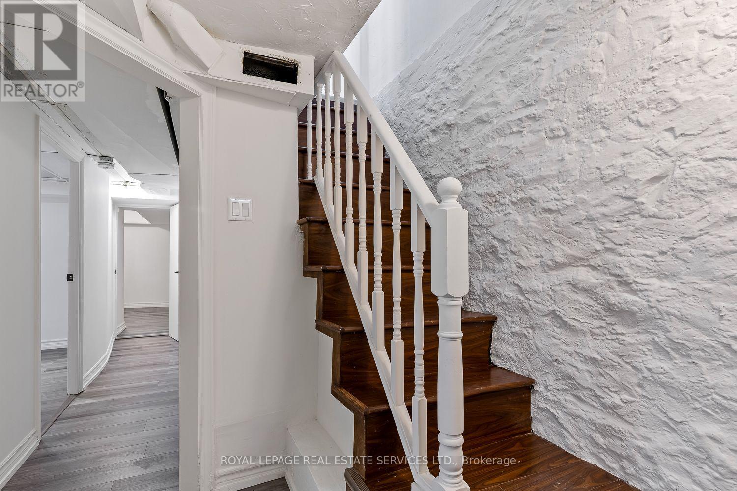 Main + Basement - 1333 Dupont Street, Toronto, Ontario  M6H 2A8 - Photo 10 - W14032738