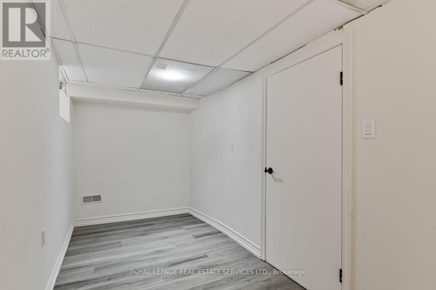 Main + Basement - 1333 Dupont Street, Toronto, Ontario  M6H 2A8 - Photo 12 - W14032738