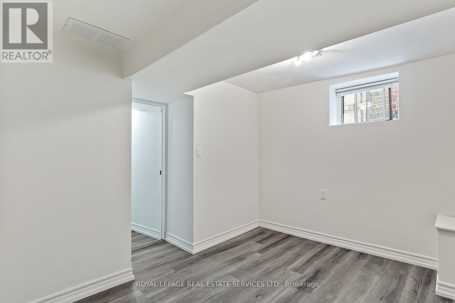 Main + Basement - 1333 Dupont Street, Toronto, Ontario  M6H 2A8 - Photo 15 - W14032738