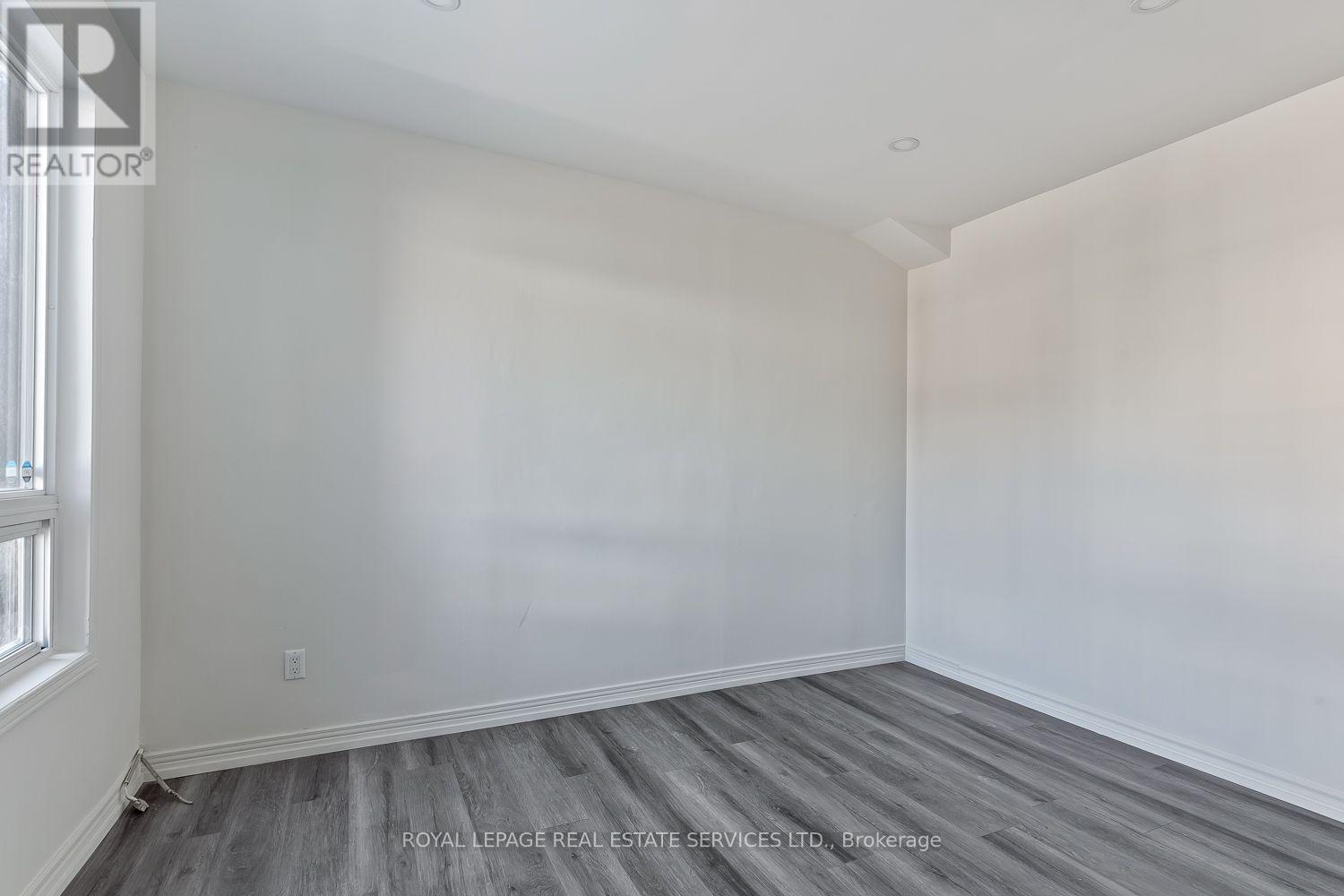Main + Basement - 1333 Dupont Street, Toronto, Ontario  M6H 2A8 - Photo 3 - W14032738