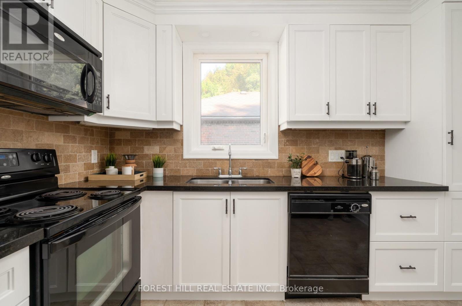 37 Cynthia Road, Toronto, Ontario  M6N 2P8 - Photo 10 - W14032776