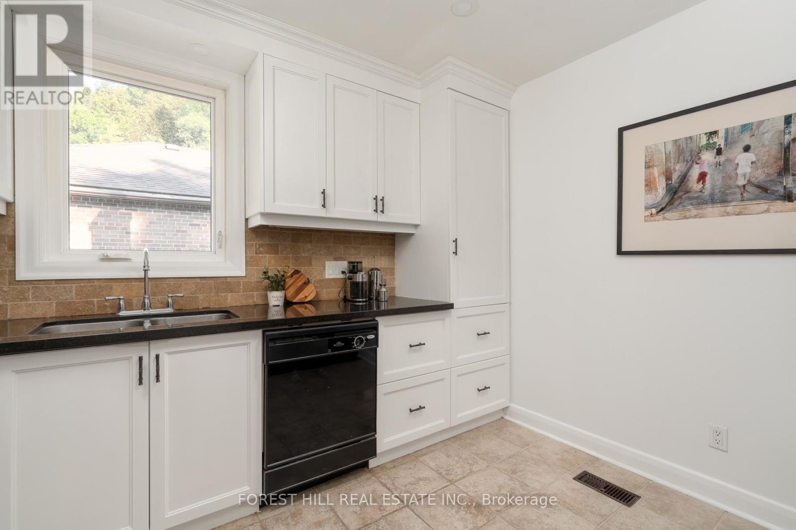 37 Cynthia Road, Toronto, Ontario  M6N 2P8 - Photo 12 - W14032776