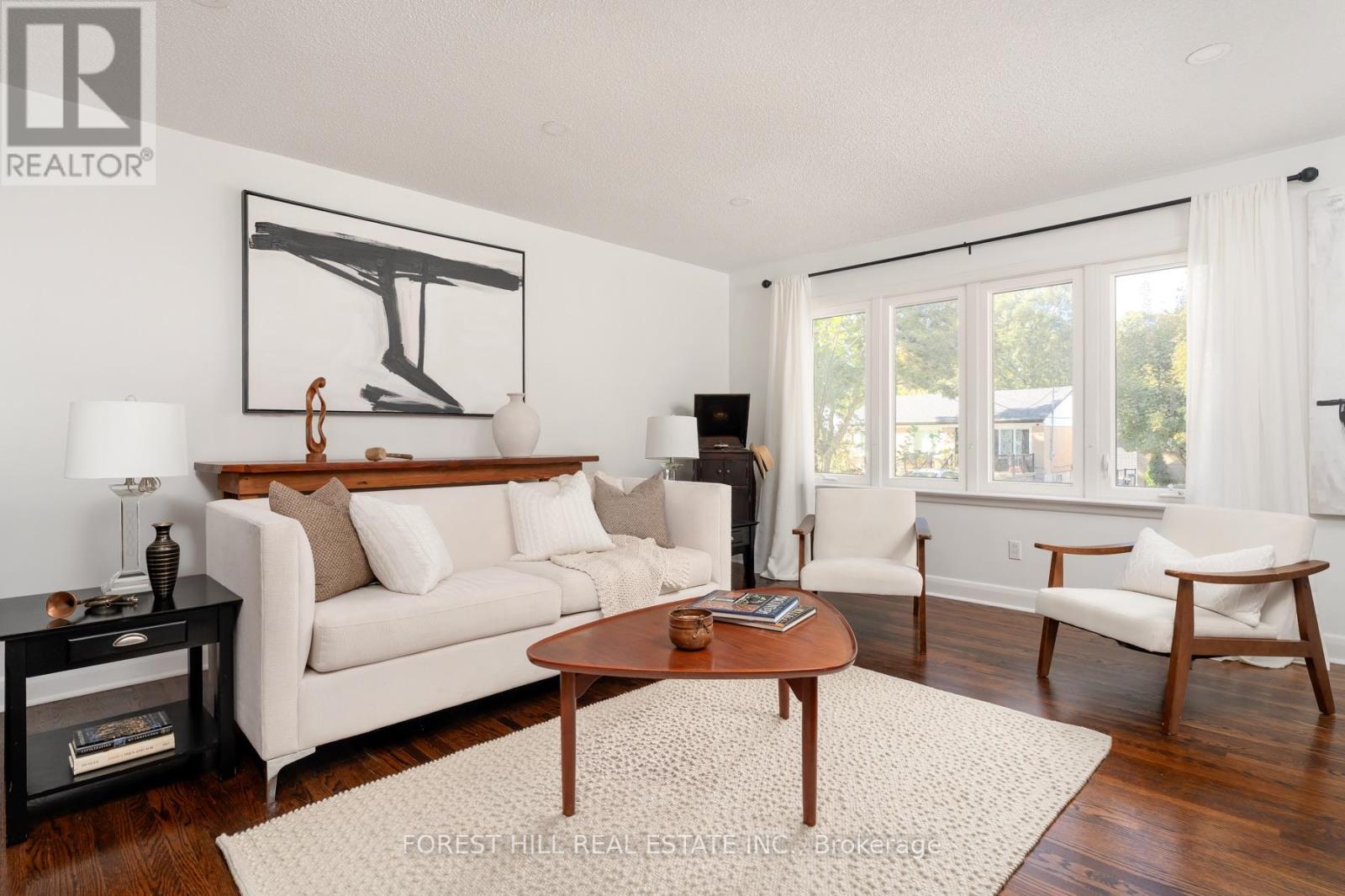37 Cynthia Road, Toronto, Ontario  M6N 2P8 - Photo 3 - W14032776