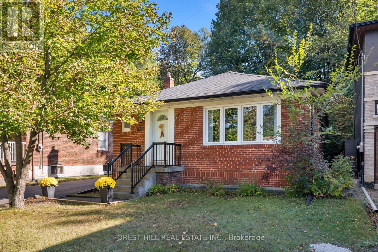 37 Cynthia Road, Toronto, Ontario  M6N 2P8 - Photo 32 - W14032776