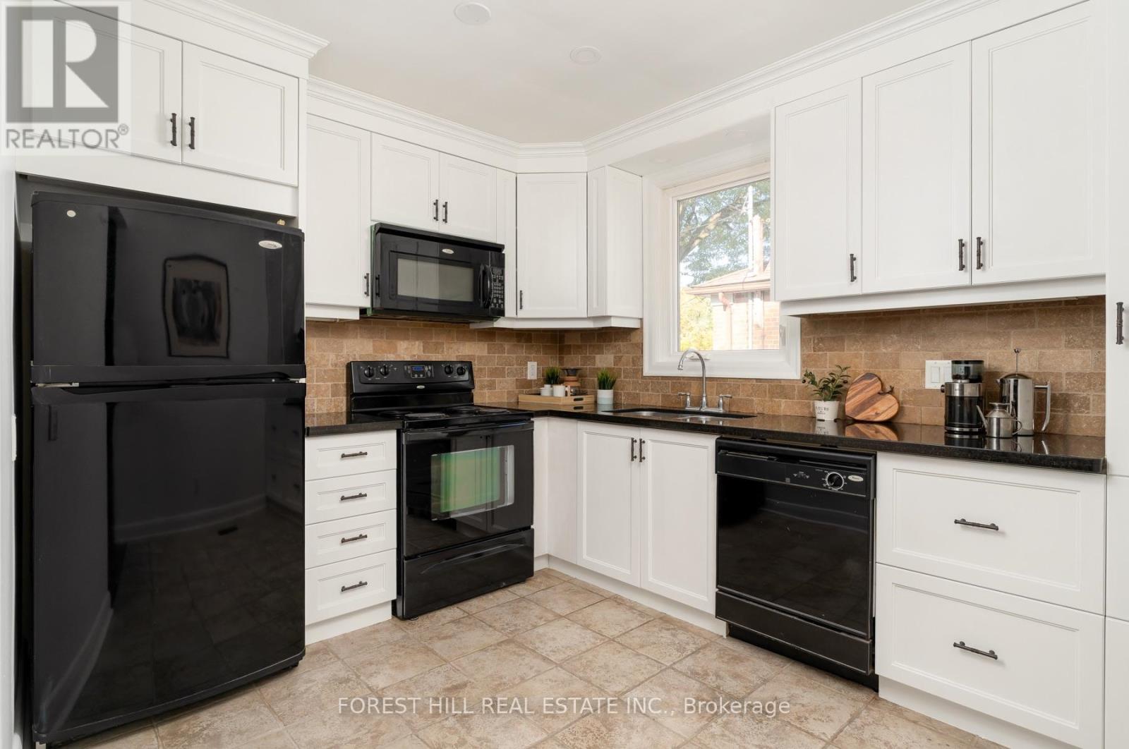 37 Cynthia Road, Toronto, Ontario  M6N 2P8 - Photo 9 - W14032776