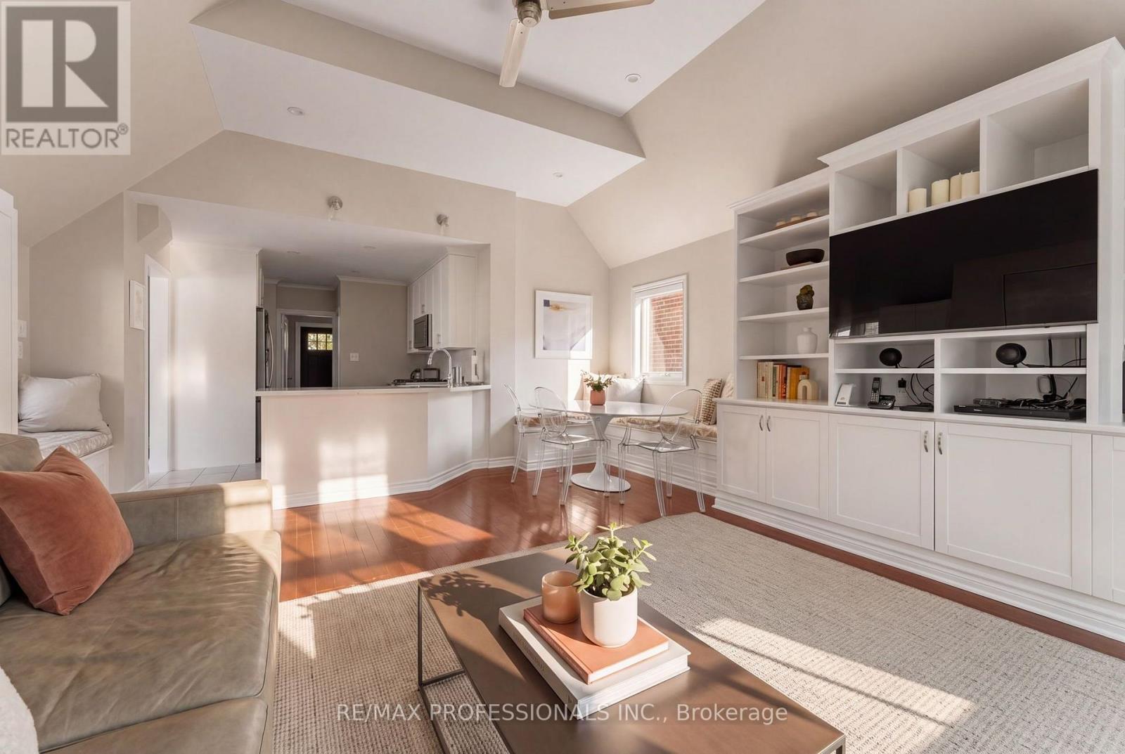 84 Humbervale Boulevard, Toronto, Ontario  M8Y 3P4 - Photo 16 - W14032850
