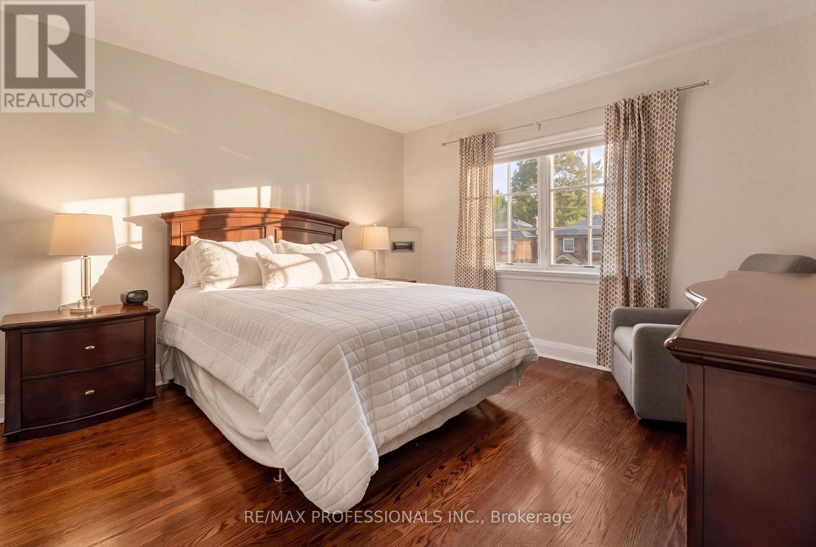 84 Humbervale Boulevard, Toronto, Ontario  M8Y 3P4 - Photo 28 - W14032850