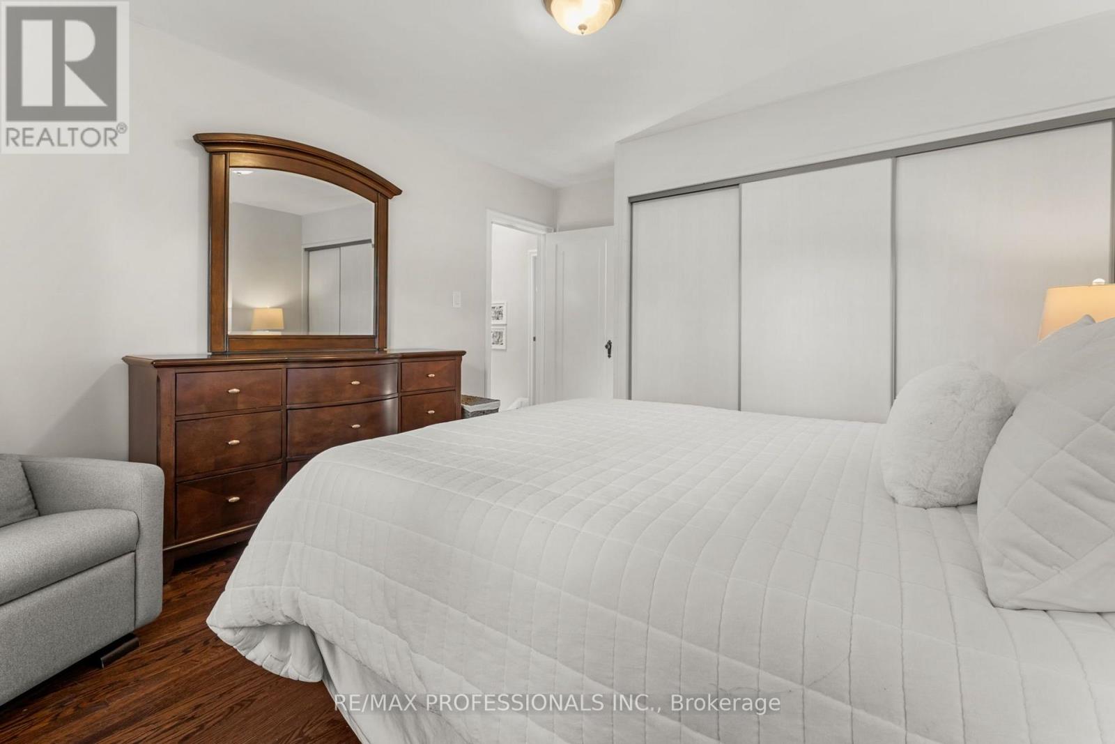 84 Humbervale Boulevard, Toronto, Ontario  M8Y 3P4 - Photo 29 - W14032850