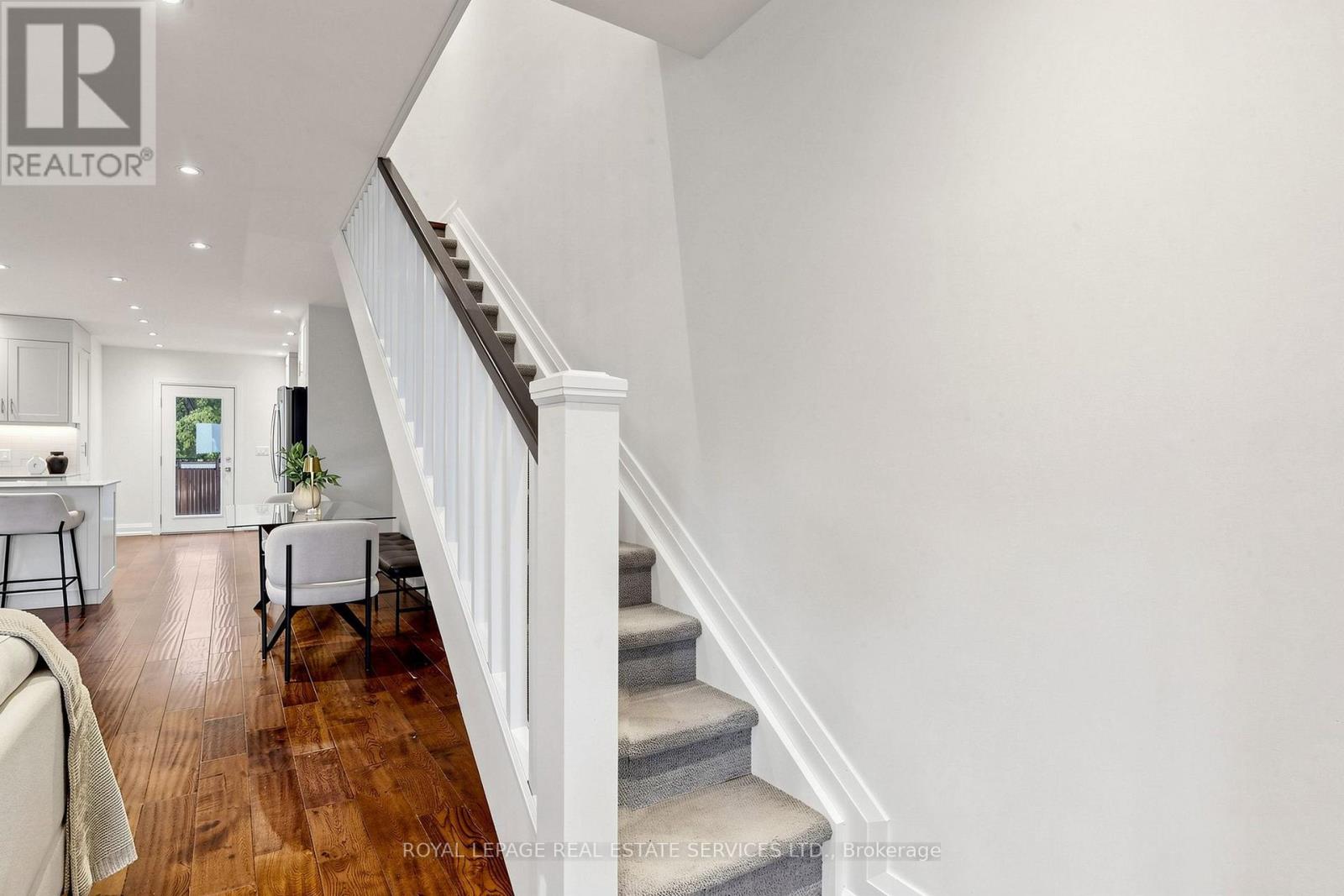 229 Mcroberts Avenue, Toronto, Ontario  M6E 4P3 - Photo 12 - W14032900