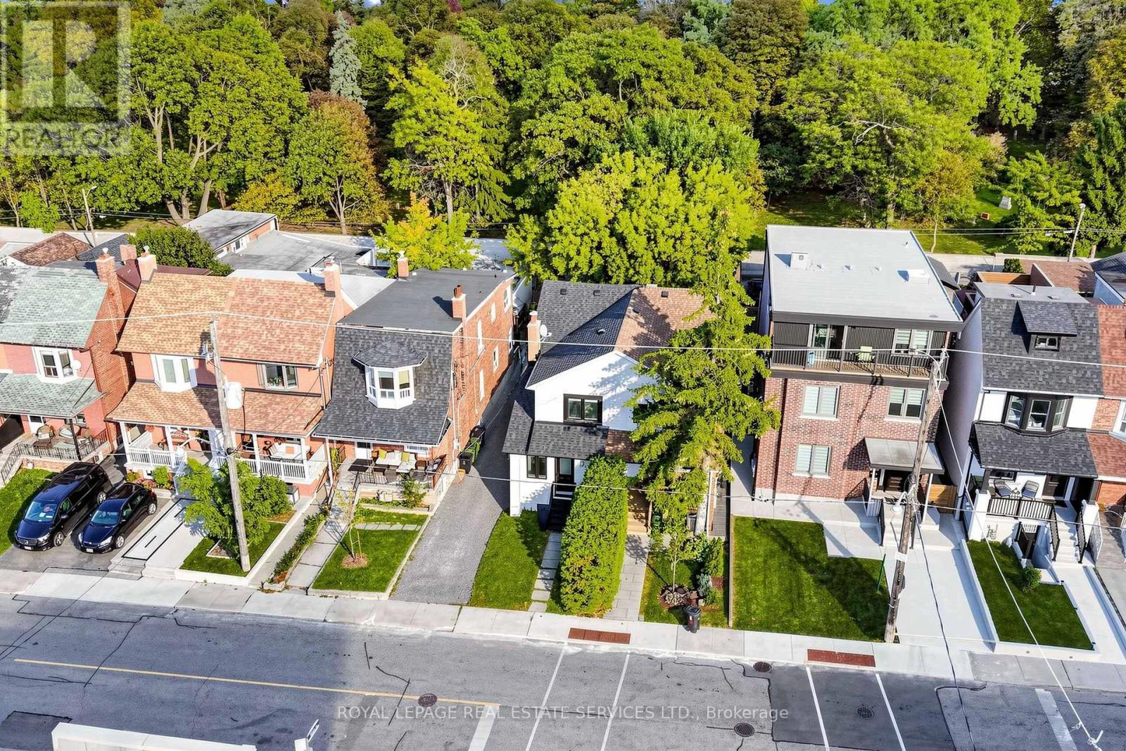 229 Mcroberts Avenue, Toronto, Ontario  M6E 4P3 - Photo 29 - W14032900
