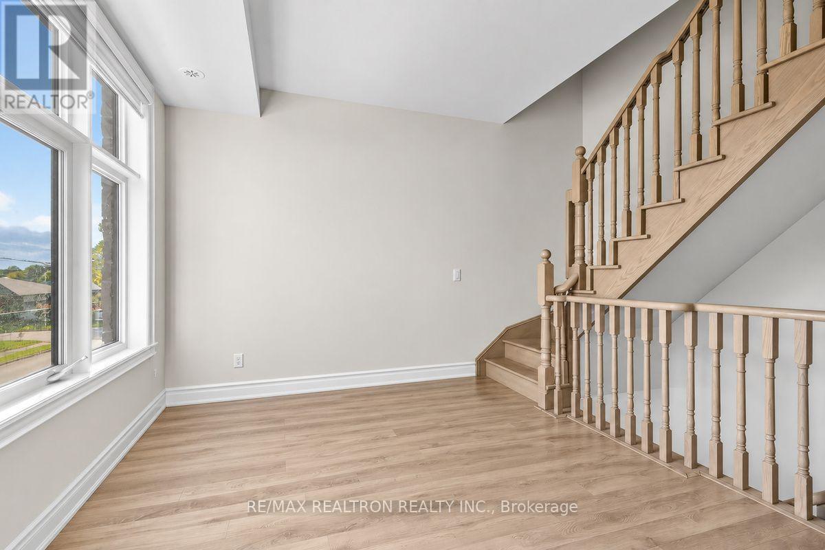 2 - 2a Muir Avenue, Toronto, Ontario  M9L 0A6 - Photo 7 - W14032922