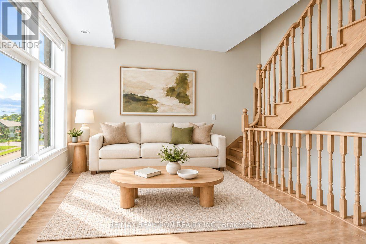 2 - 2a Muir Avenue, Toronto, Ontario  M9L 0A6 - Photo 8 - W14032922