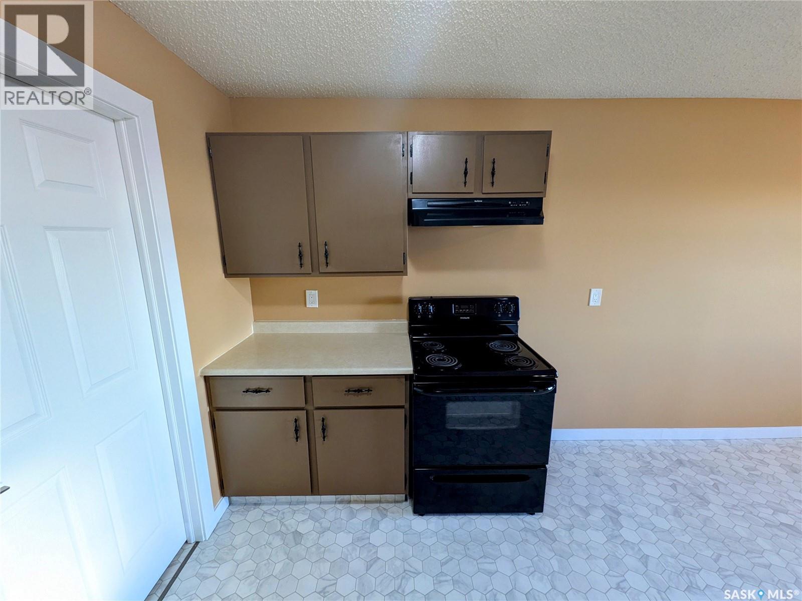 7315 Dalgliesh Drive, Regina, Saskatchewan  S4X 2B8 - Photo 4 - SK051074
