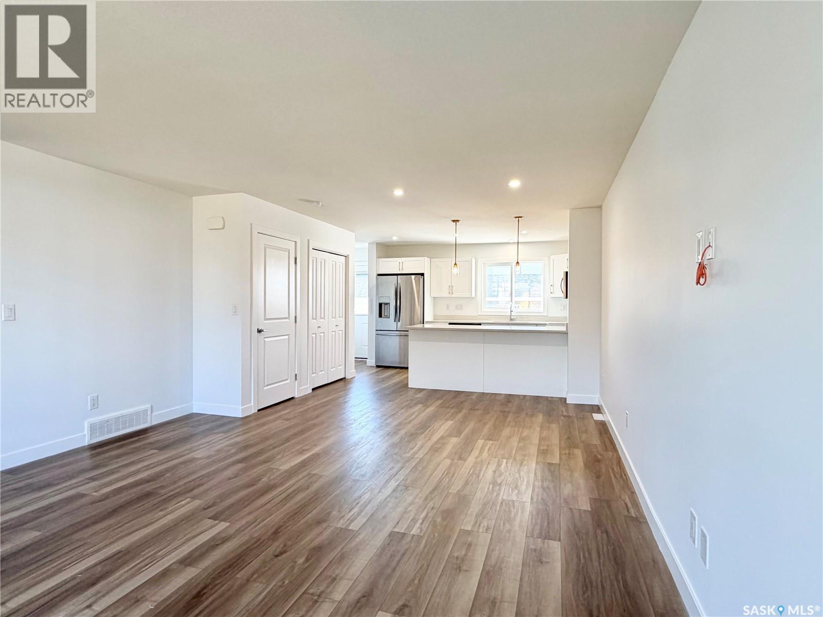 106 Westfield Road, Saskatoon, Saskatchewan  S7V 0Z8 - Photo 7 - SK051073