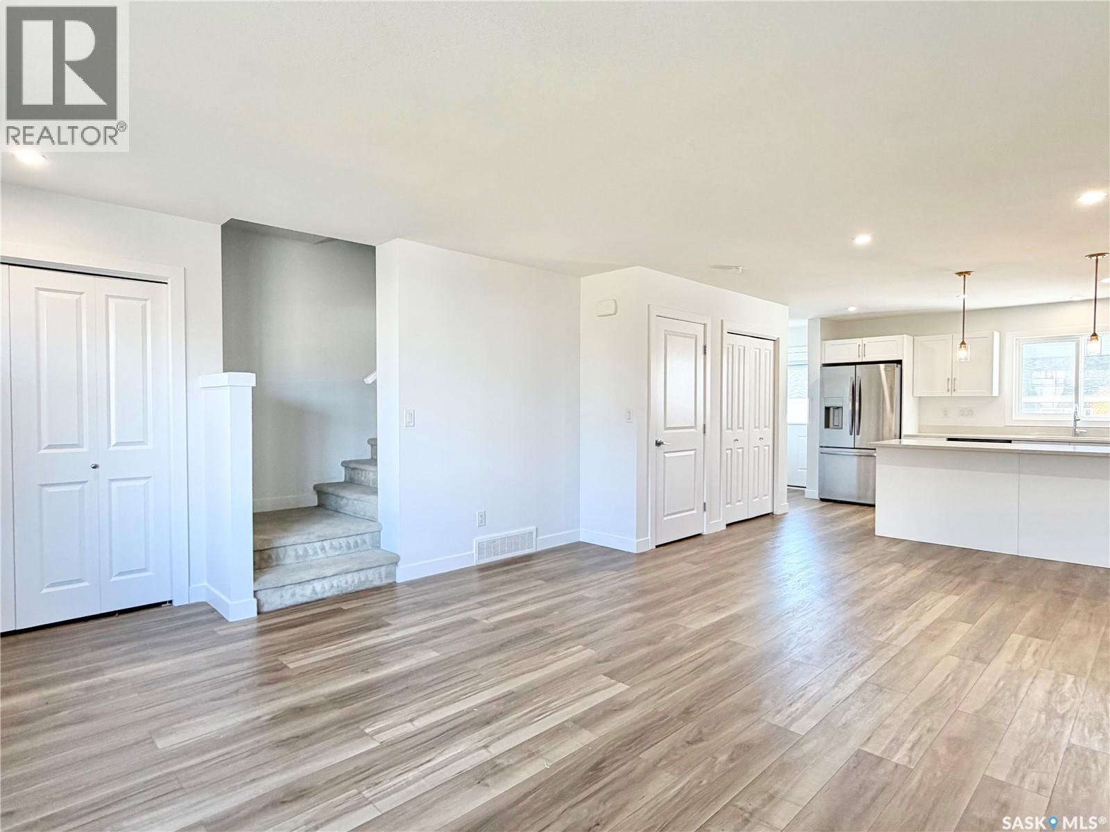 106 Westfield Road, Saskatoon, Saskatchewan  S7V 0Z8 - Photo 9 - SK051073