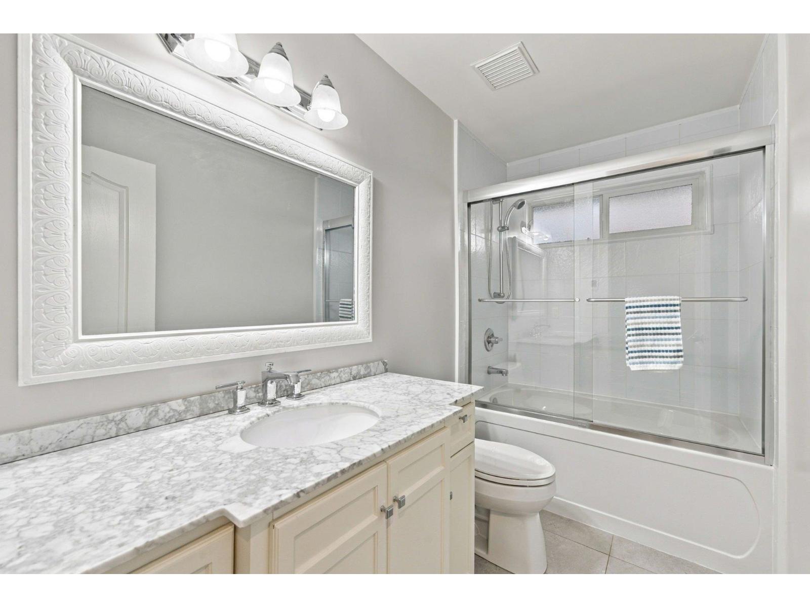 18707 60a Avenue, Surrey, British Columbia  V3S 7P3 - Photo 26 - R3175288