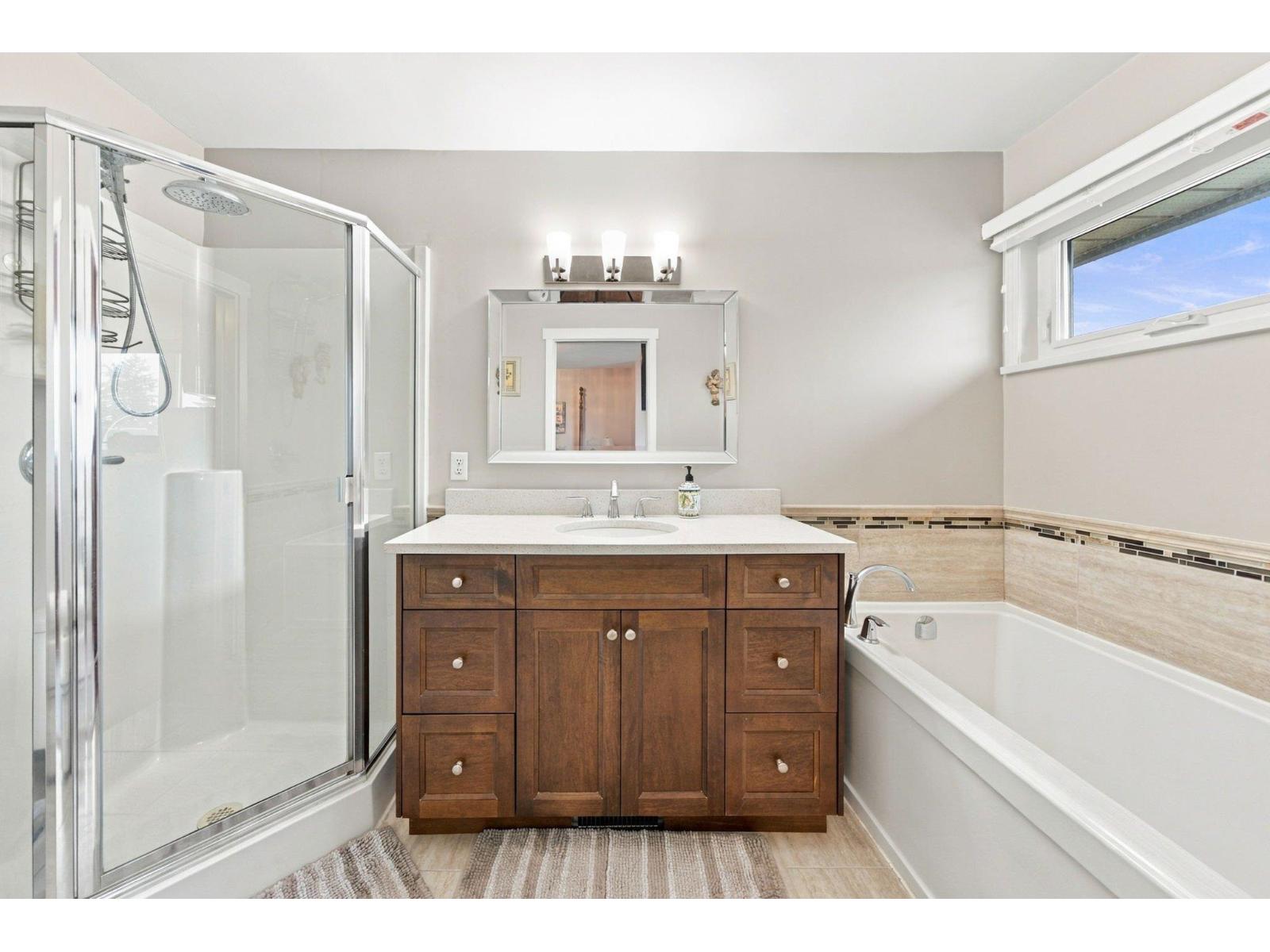 18707 60a Avenue, Surrey, British Columbia  V3S 7P3 - Photo 31 - R3175288