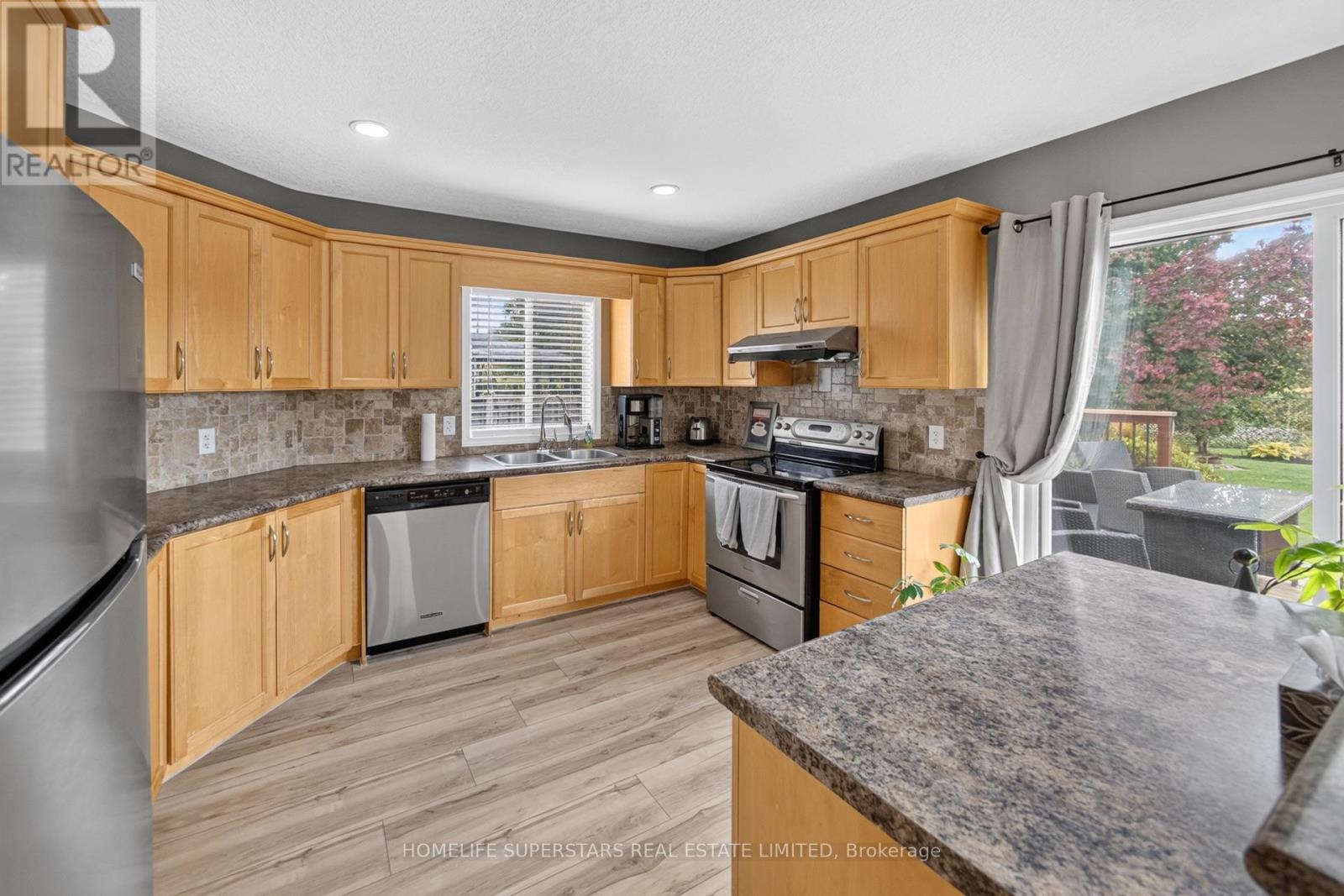 17 George Schmitt Court, Wilmot, Ontario  N3A 4L4 - Photo 11 - X14032832