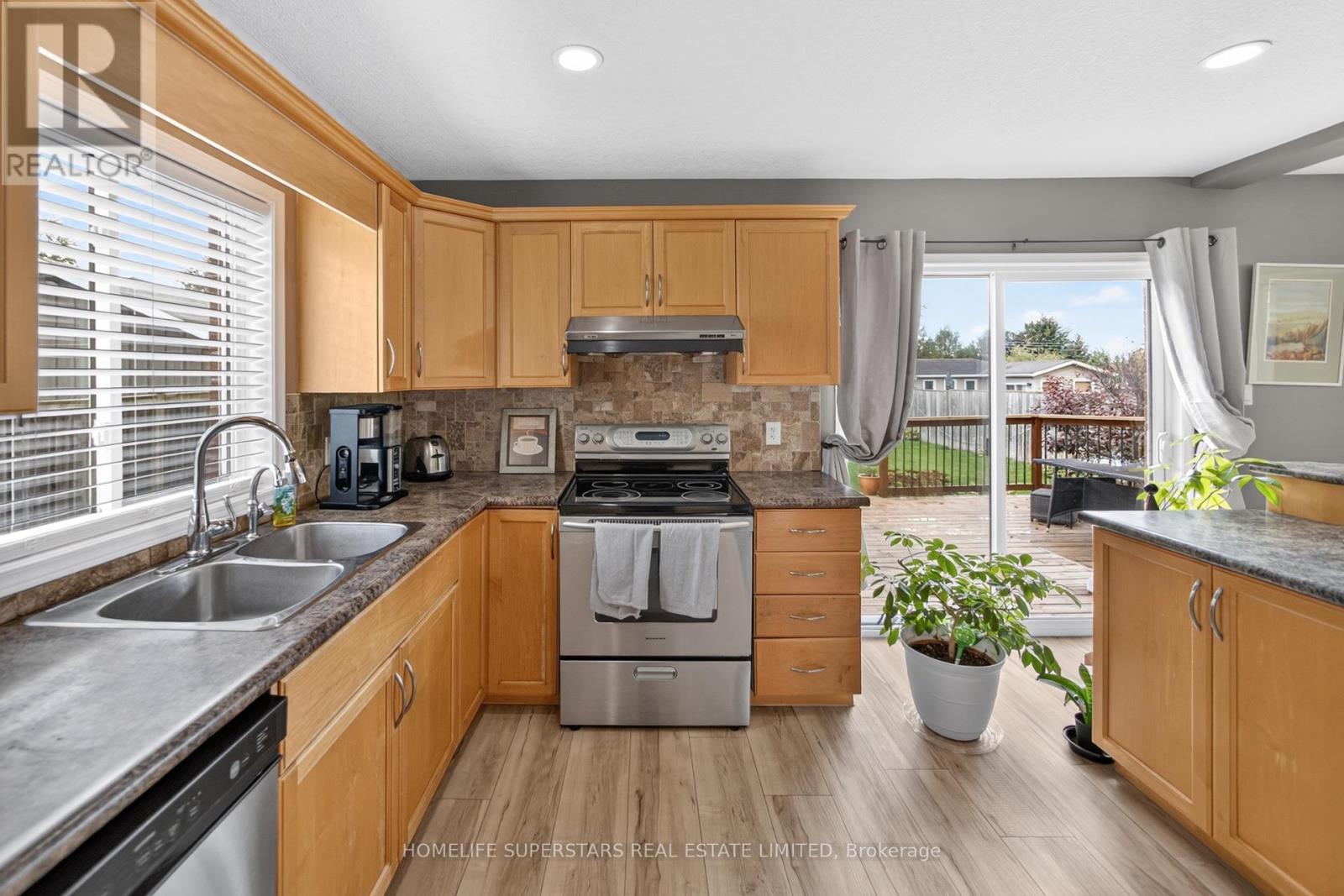 17 George Schmitt Court, Wilmot, Ontario  N3A 4L4 - Photo 12 - X14032832