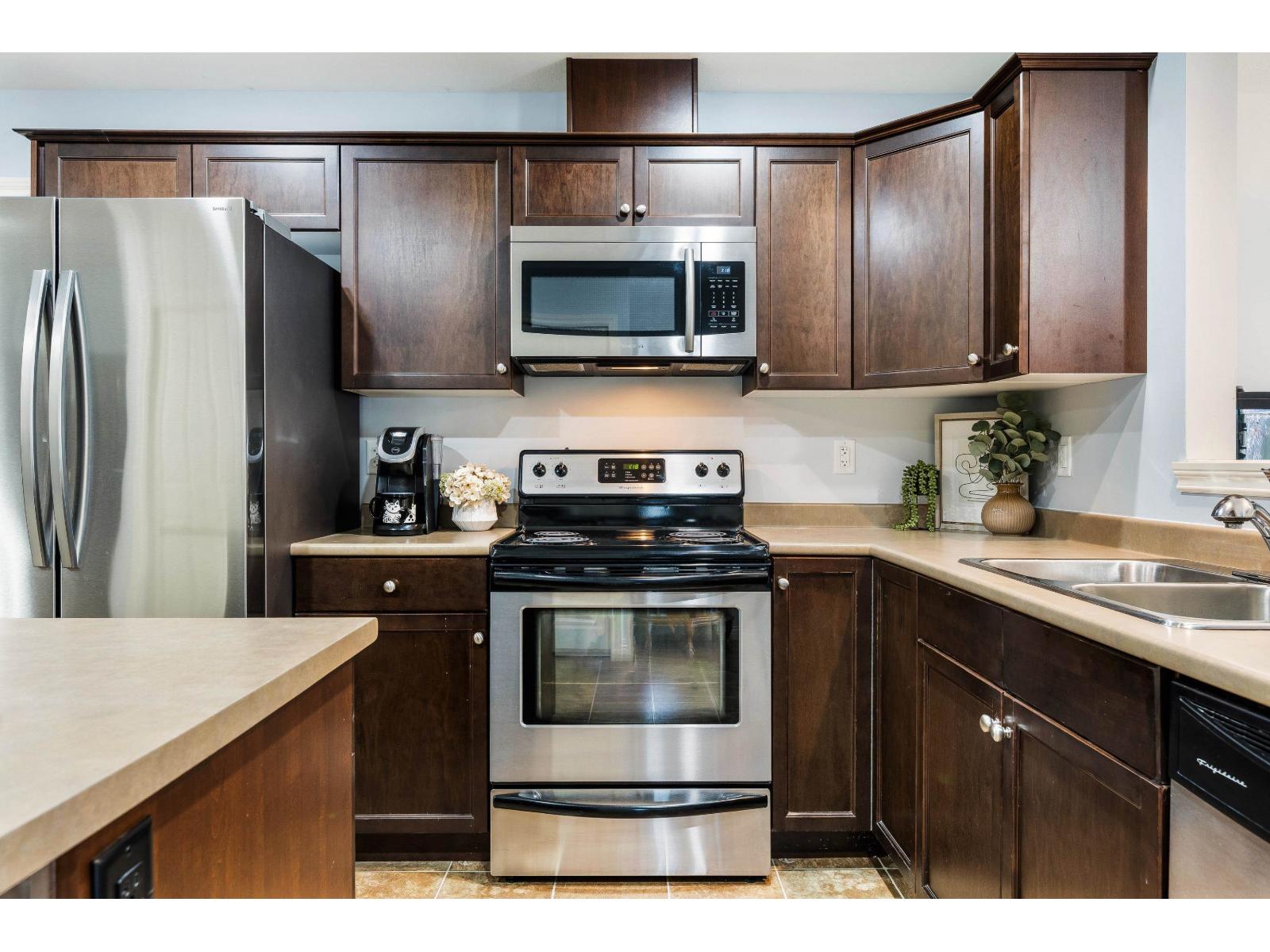 23 1175 7TH AVENUE|Hope