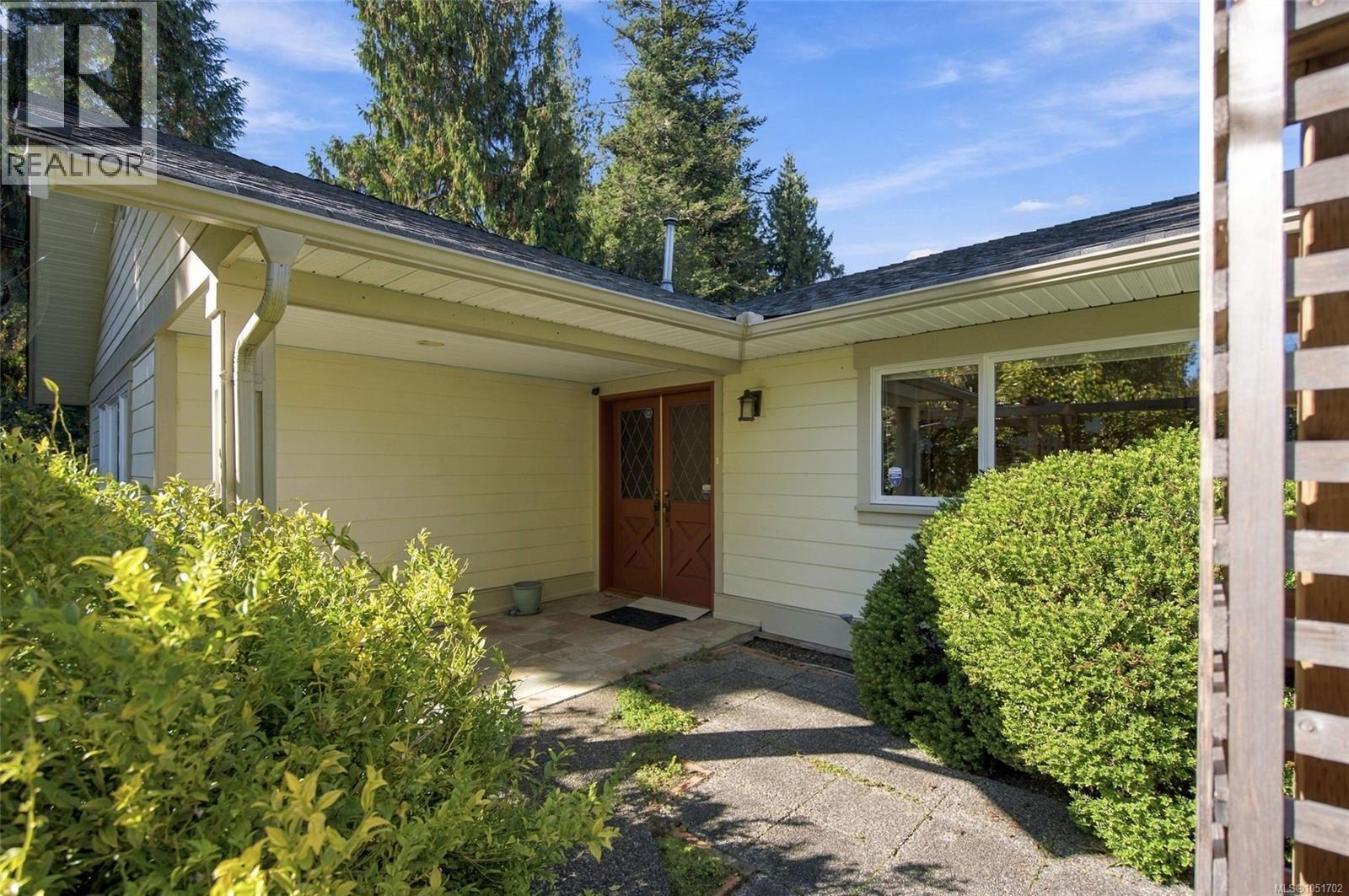 1061 Harlequin Rd
